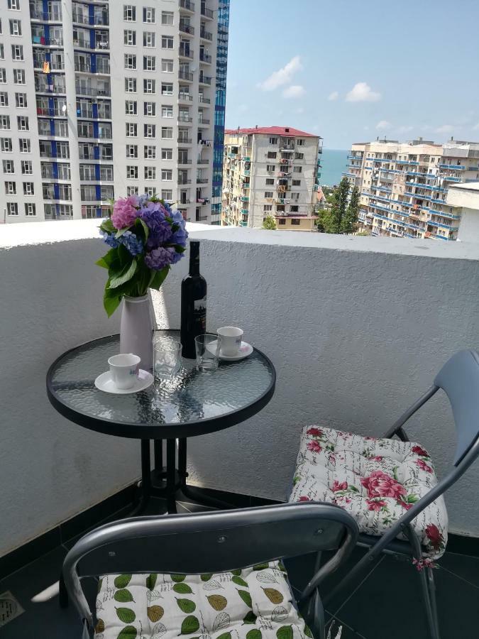 Apartament In Real Pealce In Μπατούμι Εξωτερικό φωτογραφία